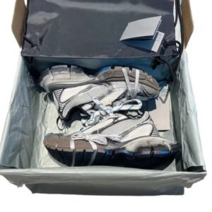 Balenciaga retro-style grey sports shoes