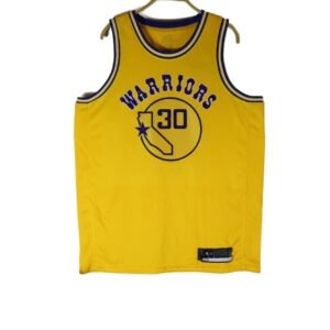 Curry's yellow basketball jersey of the Warriors team.