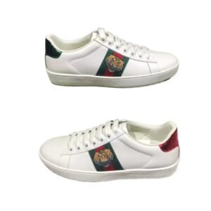 Gucci fashionable white shoes with tiger head pattern