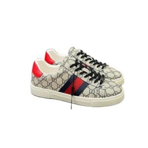 Gucci retro-style red and white sports shoes