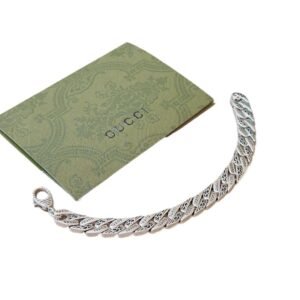 Gucci silver jewelry retro-style necklace