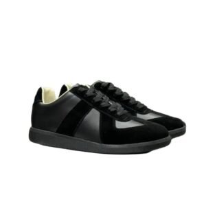 Maison Margiela retro-style black shoes