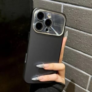 MOMAX Transparent Trendy Cool Style Black Case