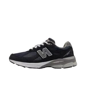 New Balance M990NB3 retro-style black and gray sports shoes