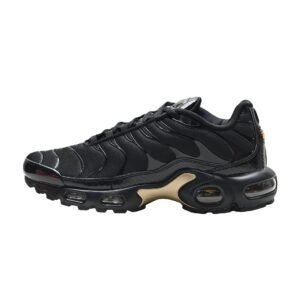 Nike Air Max retro black shoes