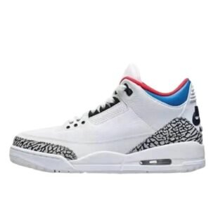 Retro-style white shoes of Jordan 3