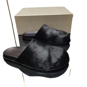 Rick Owens black minimalist style slippers
