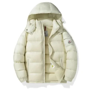 The classic off-white down jacket of Moncler.