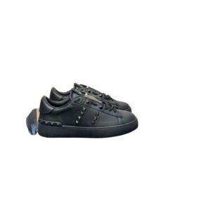 Valentino rivet trendy and cool style black shoes