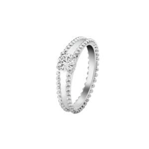 Van Cleef & Arpels Diamond Luxurious Style Ring