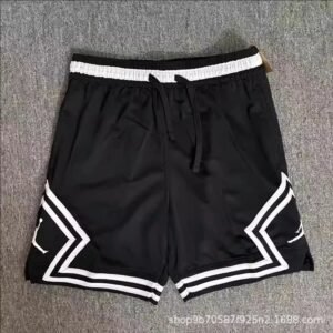 China Selected Trendy Sports Style Black Shorts