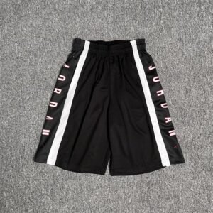 China Selected Trendy Black Shorts