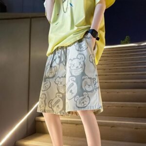 China Selected Bear Print Casual Shorts