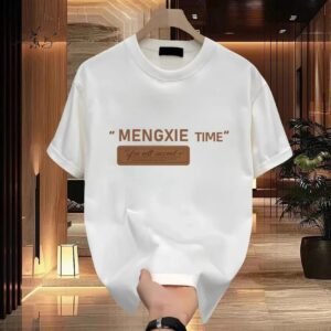 China Selected simple-style white T-shirts.