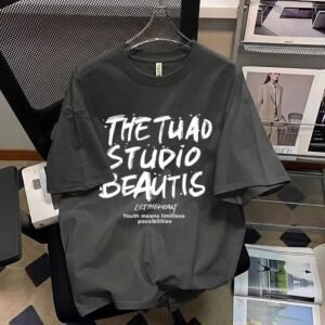 China Selected letter printing style gray T-shirt.