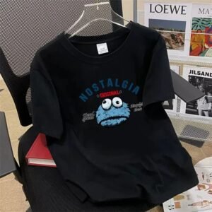 China Selected retro-style black T-shirts