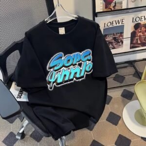 China Selected graffiti-style black T-shirt