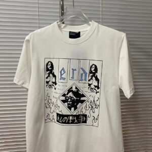 China Selected with a personalized and trendy white T-shirt