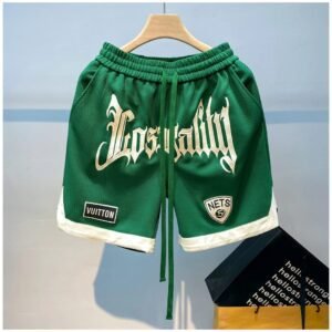 Green shorts of the LV trendy brand