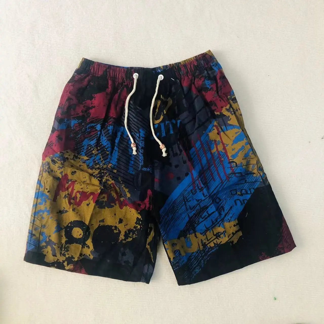 China Selected Graffiti-style Colorful Shorts