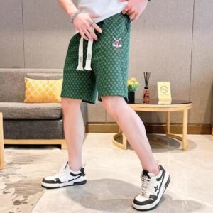 China Selected Trendy Brand Green Shorts