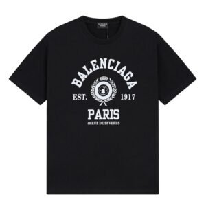 Vintage black short-sleeve T-shirt of Balenciaga