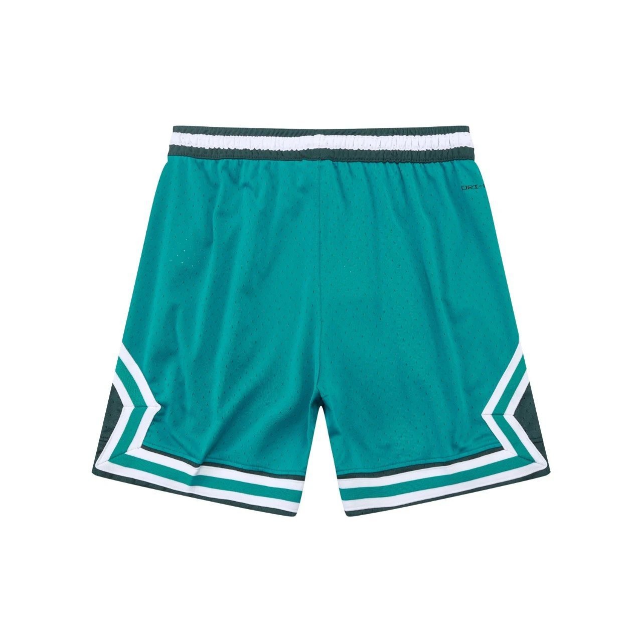 AJ sporty green shorts
