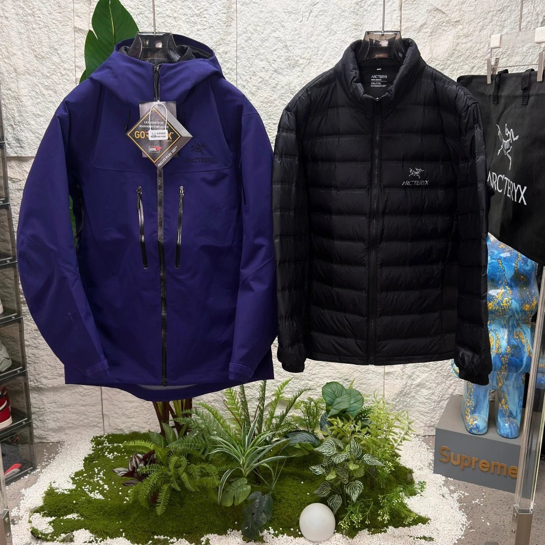 Arc’teryx outdoor style black down jacket