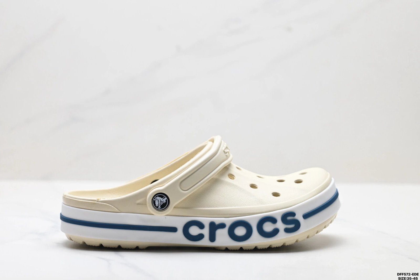 Crocs Clog Simple Style in Beige