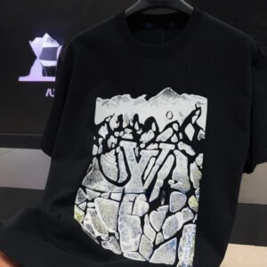 Louis Vuitton Mountain Stone Print Street Style Black T-Shirt