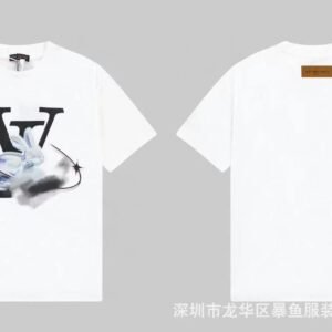 Louis Vuitton Trendy White T-Shirt with Rabbit Print