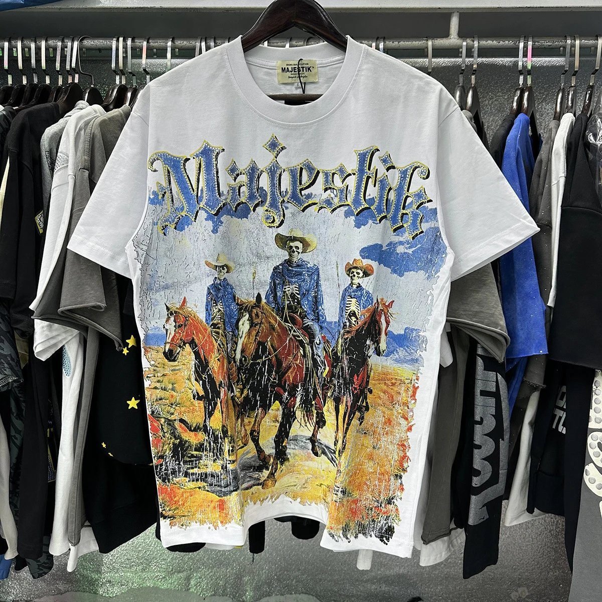 MAJESTIK Western Cowboy Vintage Style White T-Shirt