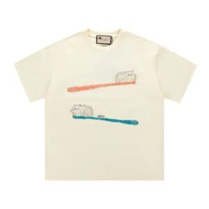 Gucci Hand-painted Cat Vintage Style Off-white T-shirt