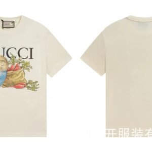 Gucci Peter Rabbit Vintage Style Off-White Short-Sleeve T-Shirt