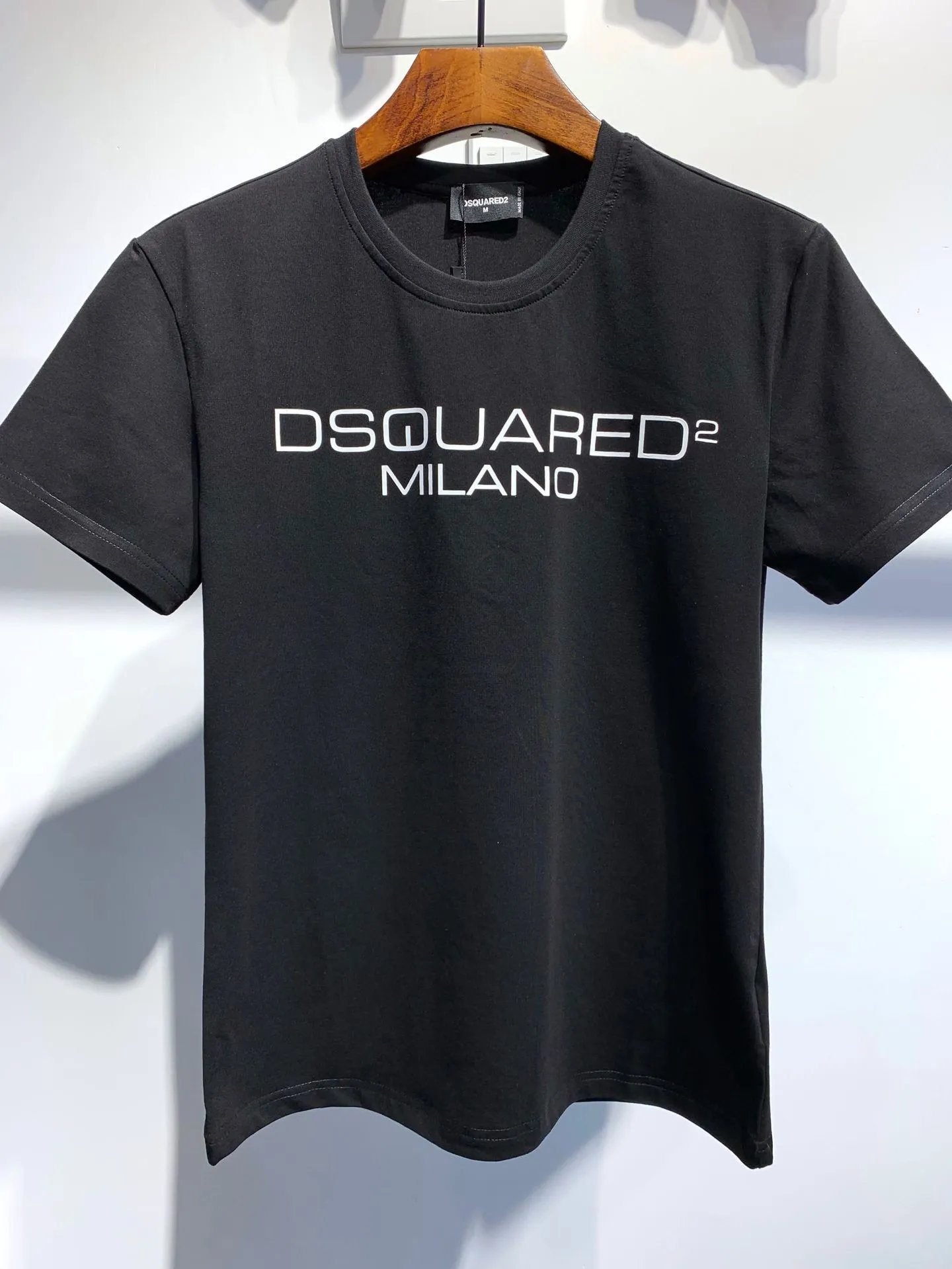 DSQUARED2 Milan Minimalist Style Black T-Shirt