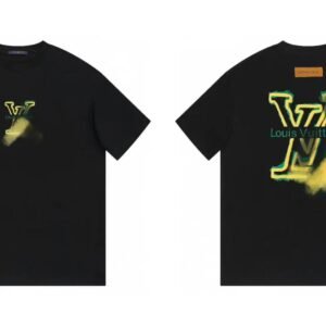 Louis Vuitton Spray-painted Trendy Style Black T-Shirt