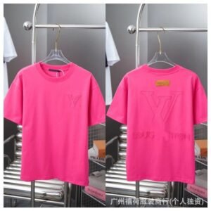 Louis Vuitton Embossed Collection Streetwear Style Rose Pink T-Shirt