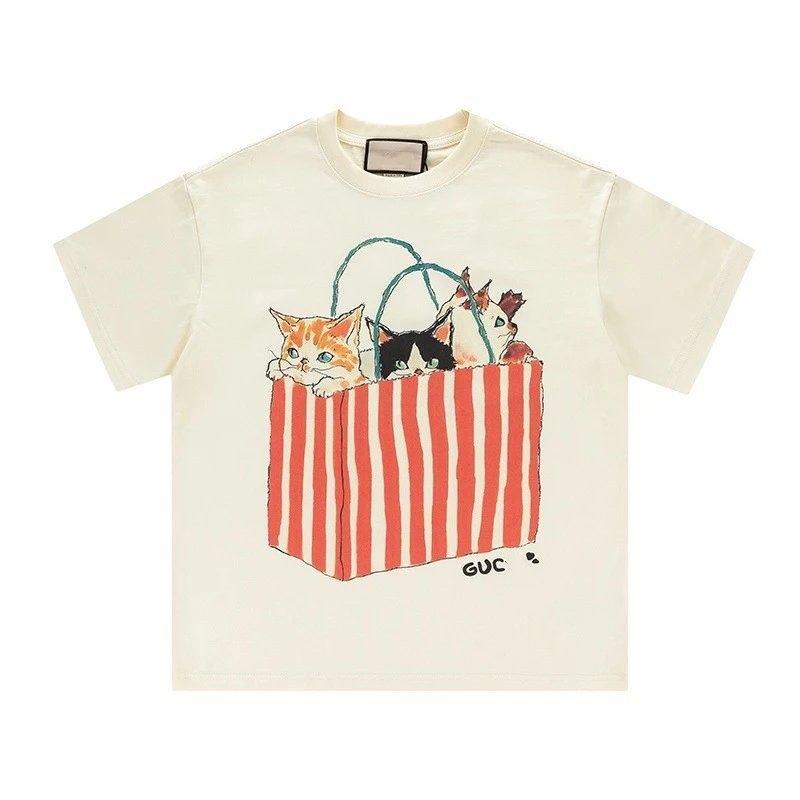 Gucci Cat Print Vintage Style Off-White T-Shirt