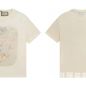 Gucci x Peter Rabbit Co-branded Vintage-style Off-white T-Shirt