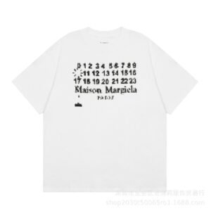Maison Margiela Pixel Streetwear White Short-sleeve T-shirt