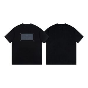 Maison Margiela Stitched Minimalist Style Black Short-sleeve T-shirt