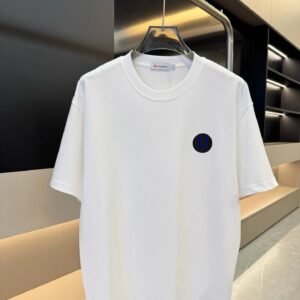 lululemon Classic Collection Sporty Style White T-Shirt