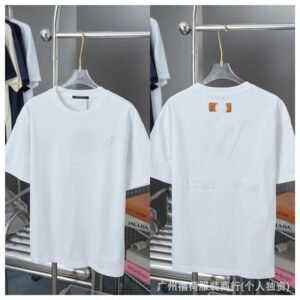 Louis Vuitton Embossed Light Luxury Style White Short-sleeve T-shirt