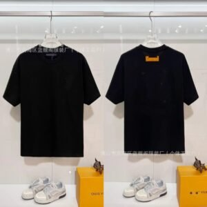 Louis Vuitton Monogram Trendy Cool Style Black Short-sleeve T-shirt
