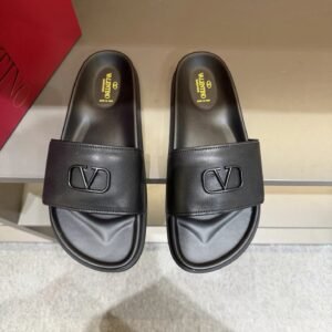 Valentino V-logo Light Luxury Style Black Slide Slippers