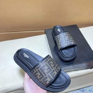 Fendi FF Monogram Vintage-style Brown and Black Slippers