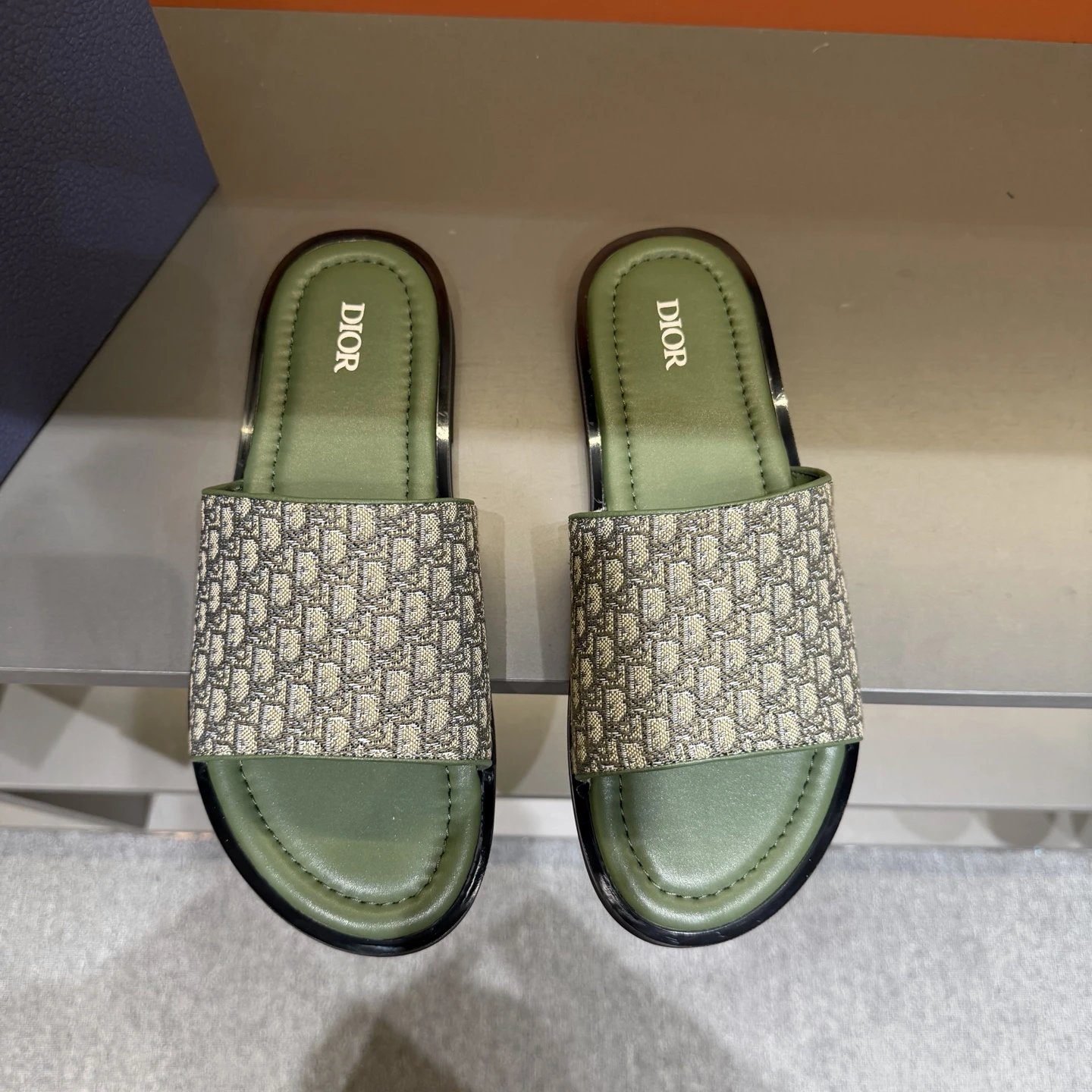 Dior Classic Oblique Vintage Style Army Green Slide Sandals