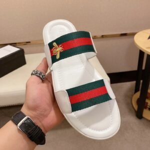 Gucci Vintage-style White Slide Sandals with Bee Webbing