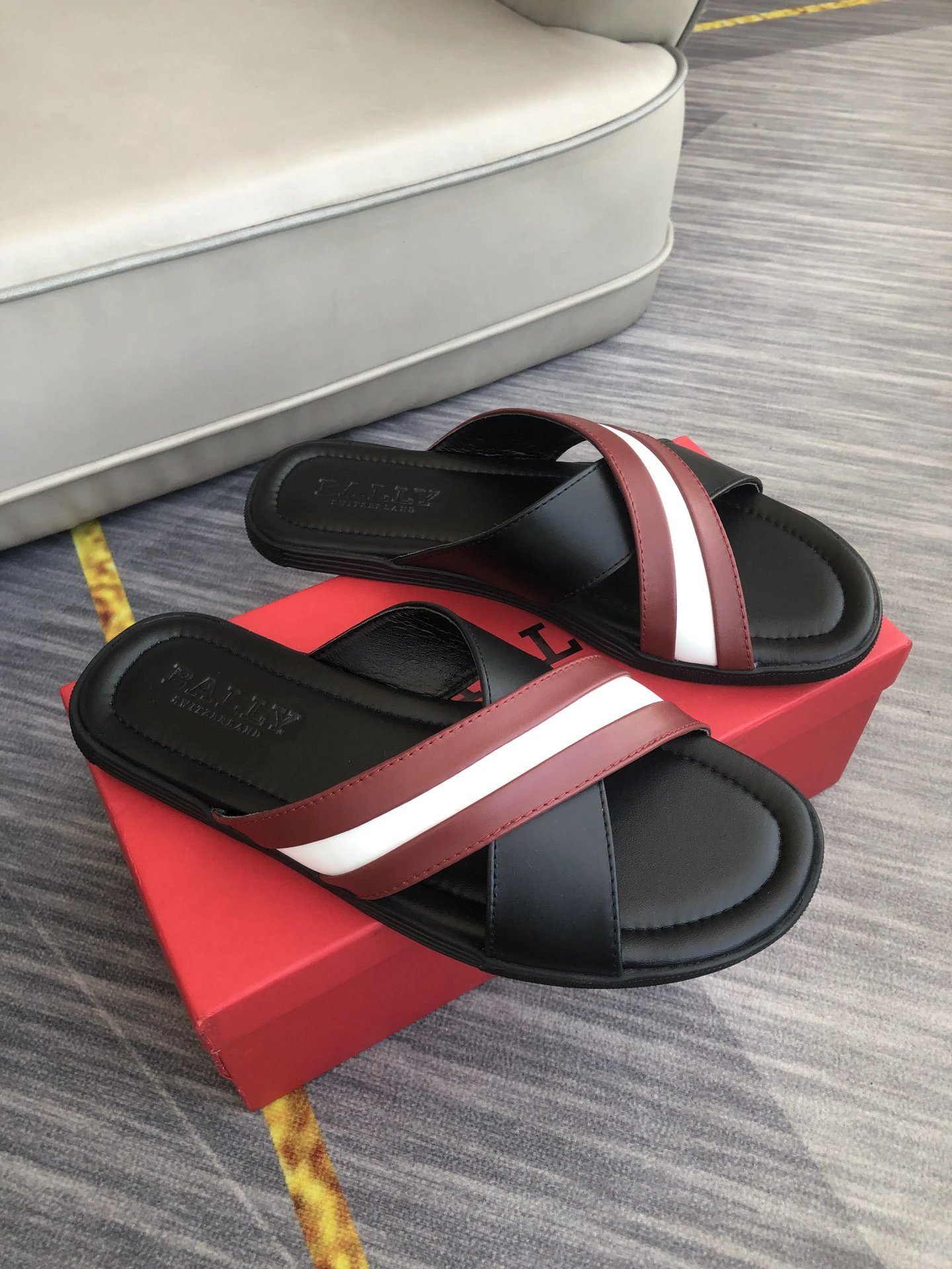 BALLY Classic Casual Black and Red Colorblock Slide Sandals