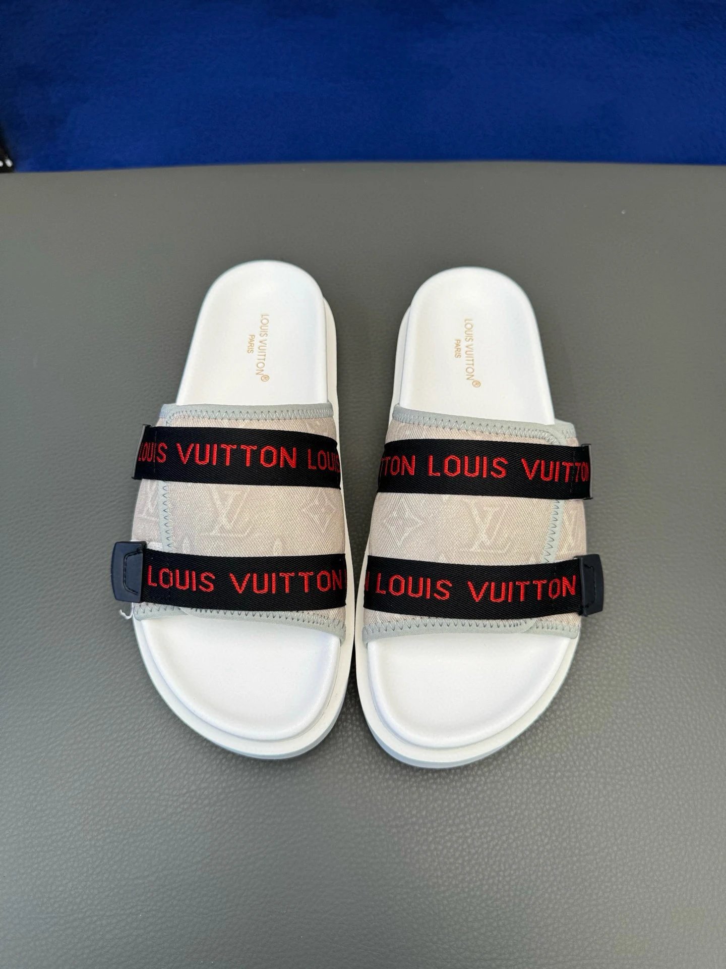 Louis Vuitton Monogram Trendy Casual Off-White Slide Sandals